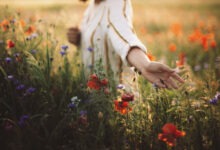 Lesbians love cottagecore