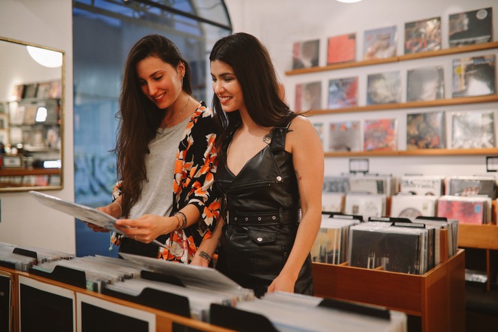 Finding love through music with the Vinylly App